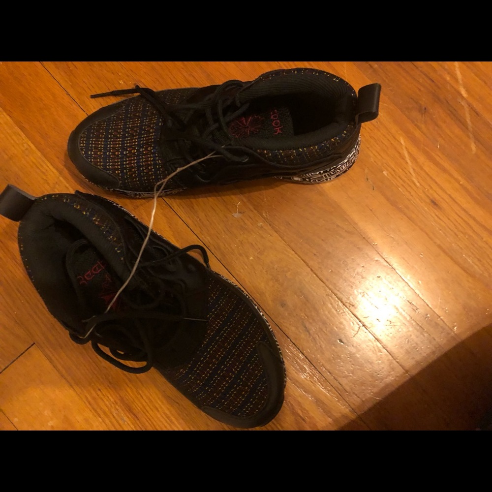 Reebok Shoes - Picture 3 of 4